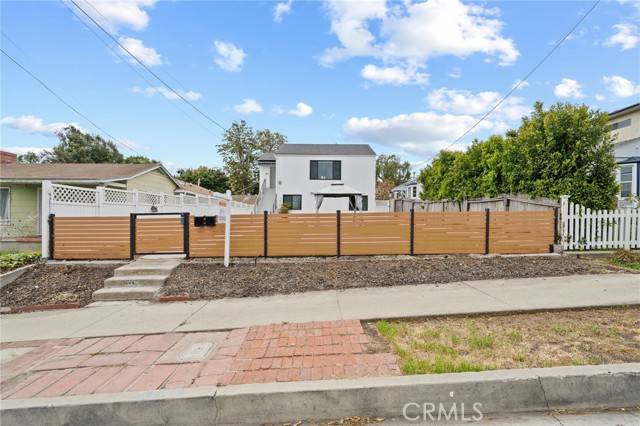San Pedro, CA 90731,961 W 21st 1/2