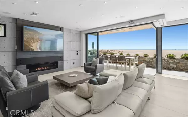 Newport Beach, CA 92661,800 W Oceanfront