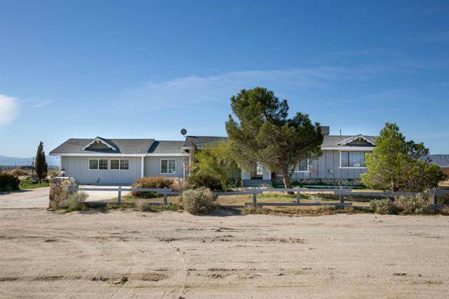 5110 W Avenue G-12, Lancaster, CA 93536