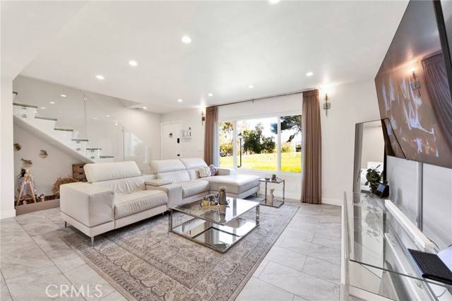 Thousand Oaks, CA 91361,278 Green Lea PL