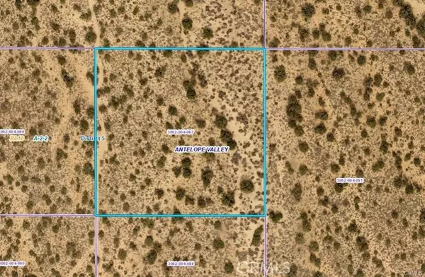 190 E Avenue Y8, Llano, CA 93544