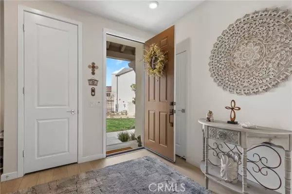 Valencia, CA 91381,27632 Ensemble PL