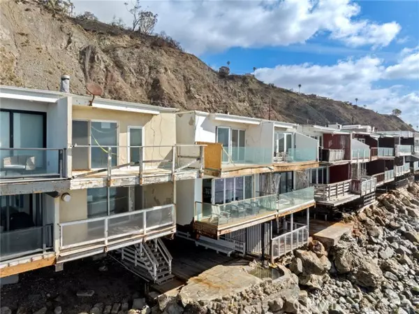 Malibu, CA 90265,20464 Pacific Coast