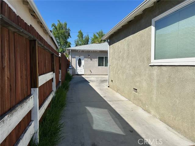 Van Nuys, CA 91405,14615 Wyandotte ST