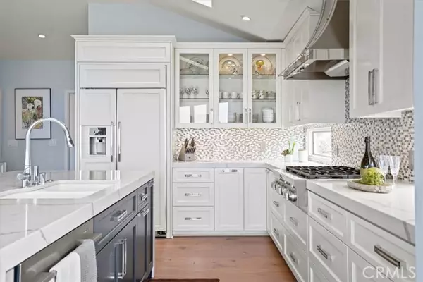 Laguna Beach, CA 92651,437 Emerald Bay