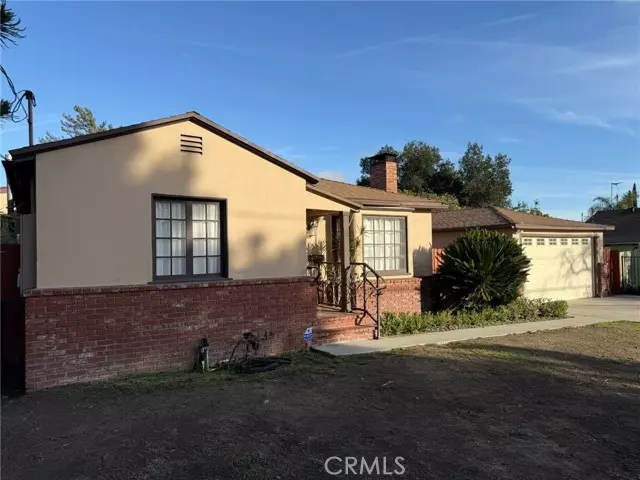 6656 Greenbush AVE, Van Nuys, CA 91401