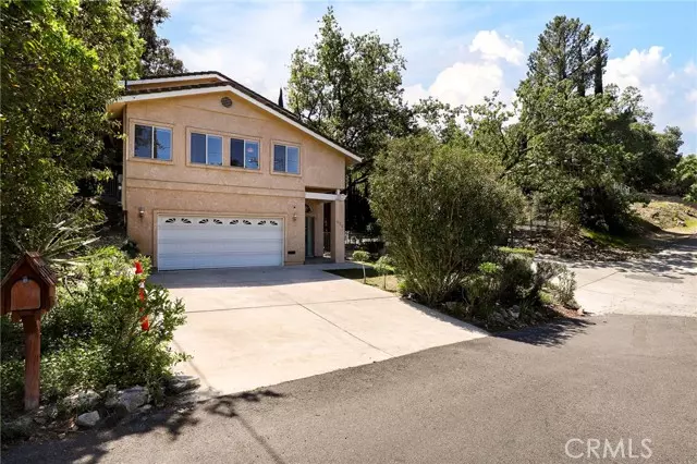 272 Manzanita LN, Thousand Oaks, CA 91361