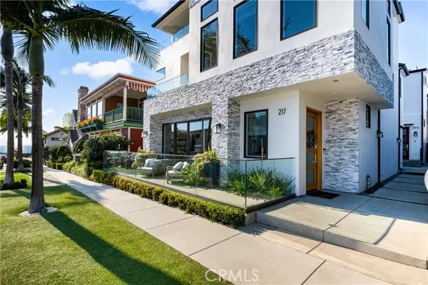 Corona Del Mar, CA 92625,217 1/2 MARGUERITE AVE
