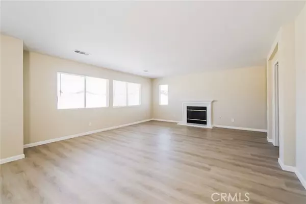 Lancaster, CA 93536,3259 W Avenue K4