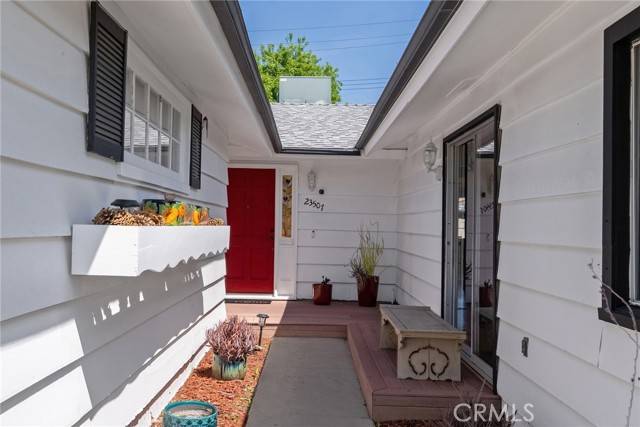 Woodland Hills, CA 91367,23507 Friar ST