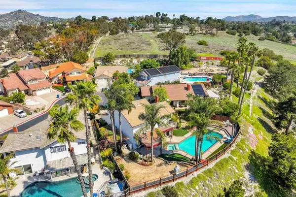 Spring Valley, CA 91978,2967 Shady Pine St