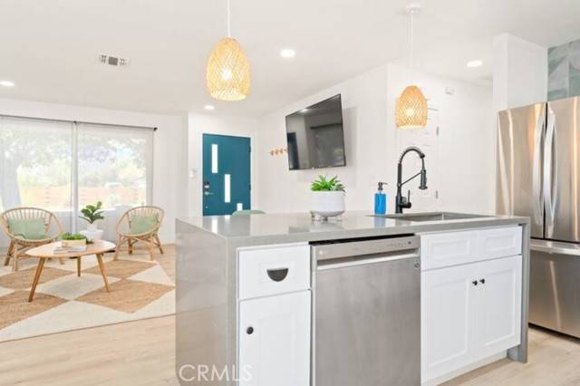 Joshua Tree, CA 92252,61938 Oleander DR