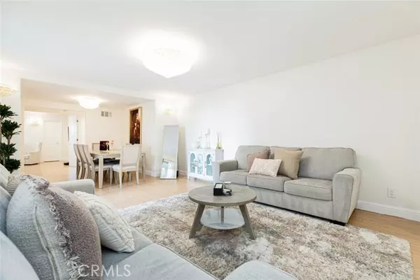Glendale, CA 91206,605 N Louise ST 204