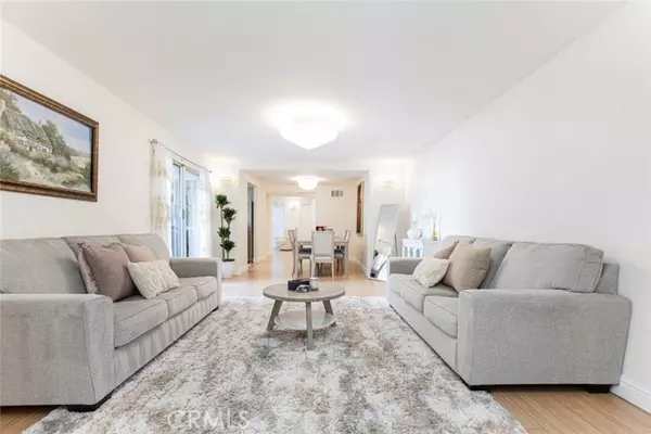 Glendale, CA 91206,605 N Louise ST 204