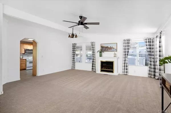 Escondido, CA 92029,1001 S Hale AVE 36