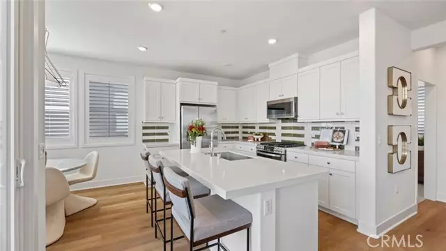 345 Proctor, Irvine, CA 92618