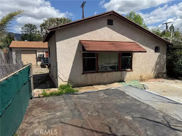 Sunland, CA 91040,8981 Foothill BLD