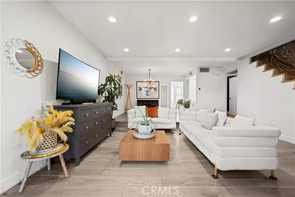 Tarzana, CA 91356,18713 Hatteras ST 11