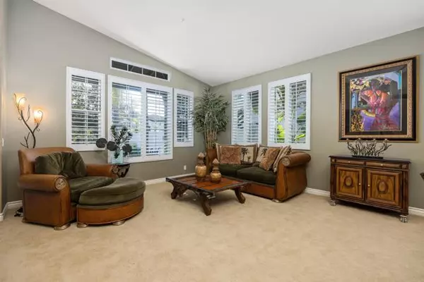 Vista, CA 92081,1034 Via Reata