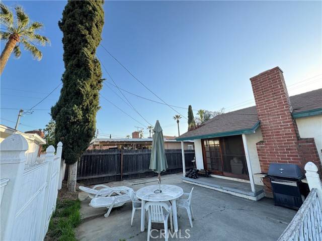 Covina, CA 91723,300 S 1st AVE