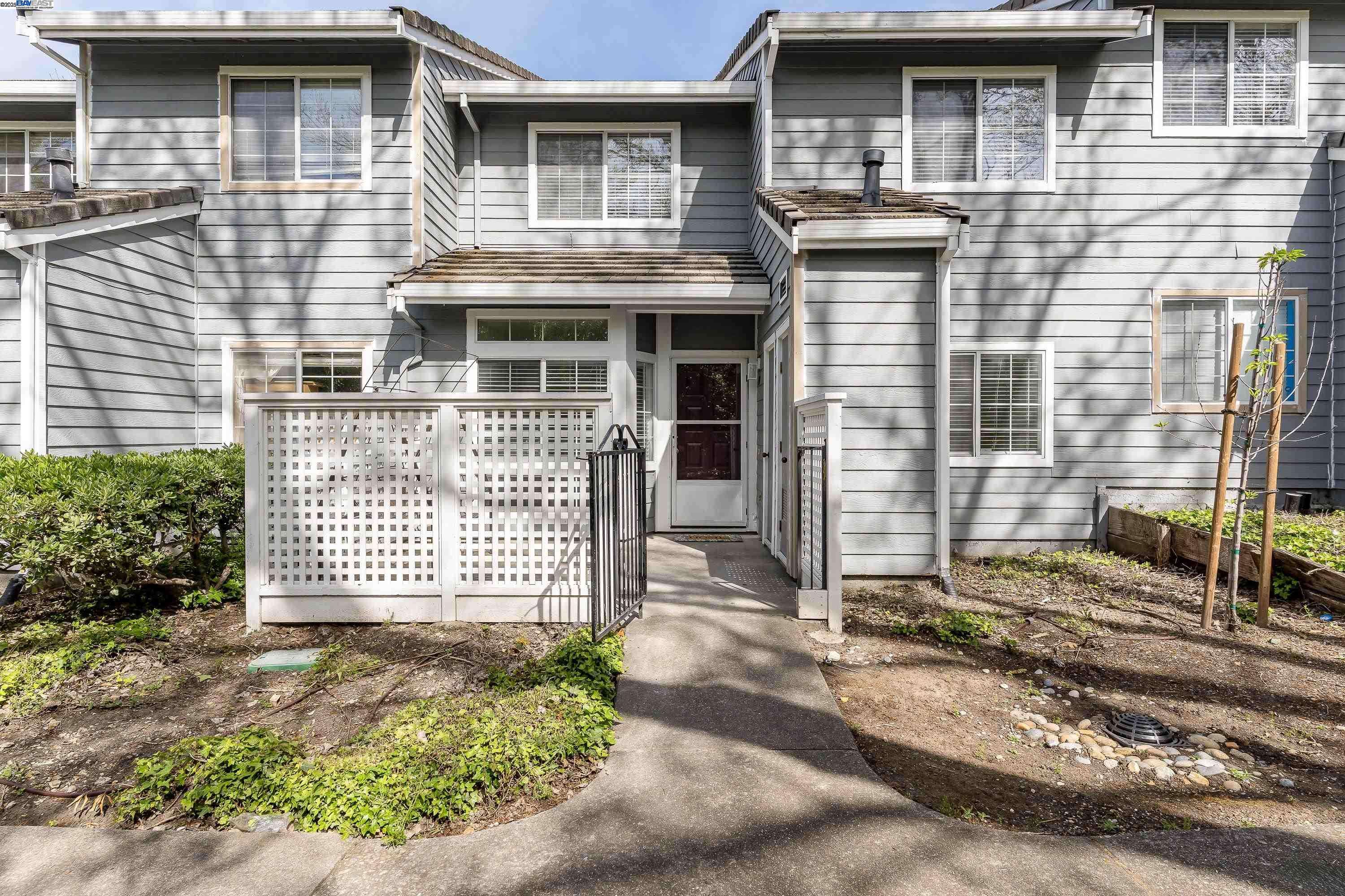 Pinole, CA 94564-2663,111 Dursey DR