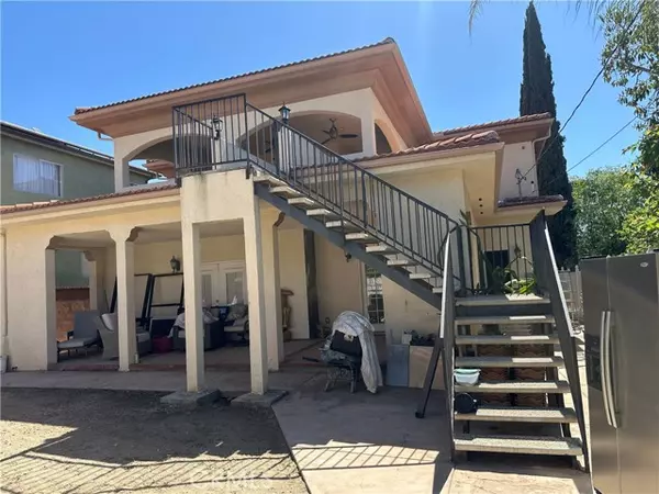 719 E Harvard RD, Burbank, CA 91501