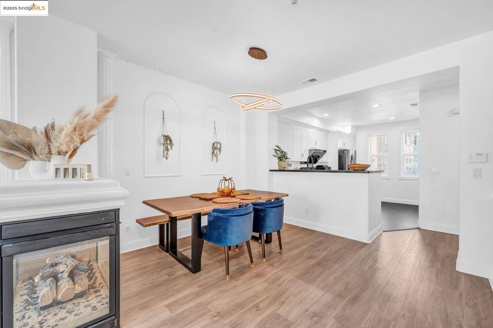 Dublin, CA 94568,3784 Dunmore LN