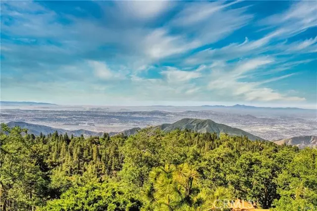246 Lot Ferndale Dr, Running Springs, CA 92382
