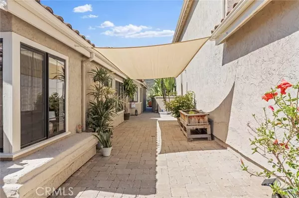 Vista, CA 92084,29016 Laurel Valley DR