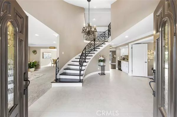 San Dimas, CA 91773,1018 Calle Ortega