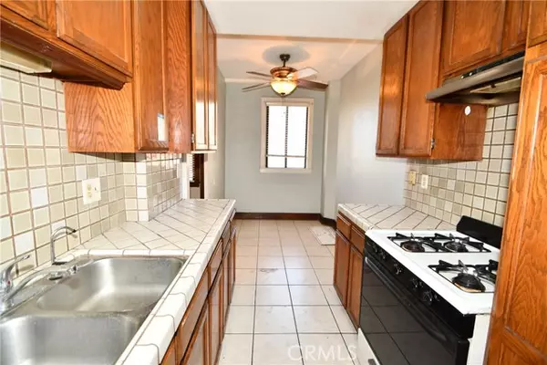 Long Beach, CA 90802,315 W 3rd ST 304