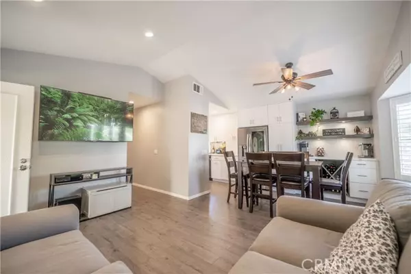 Stanton, CA 90680,7734 Moordale CIR 216