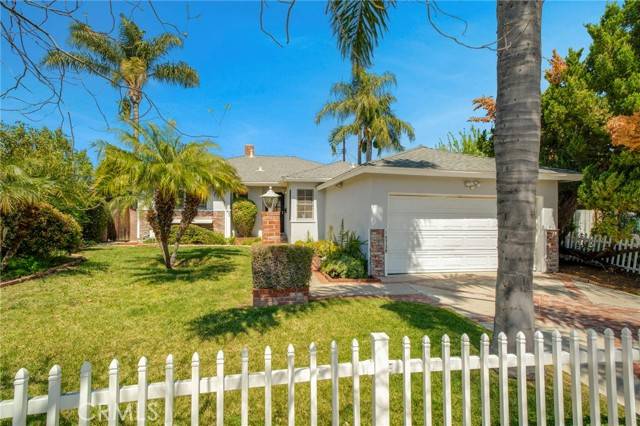 Winnetka, CA 91306,19739 Bassett ST