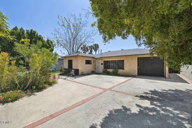 11211 De Haven AVE, Pacoima, CA 91331