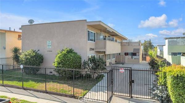 17944 Schoenborn ST, Northridge, CA 91325