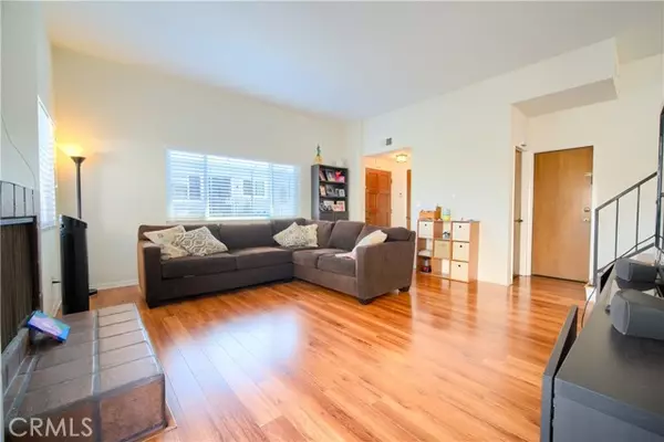 Redondo Beach, CA 90278,2615 Voorhees AVE 7