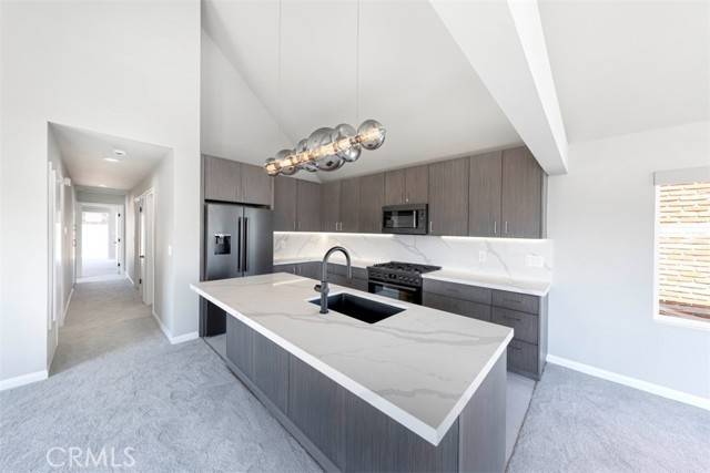 Newport Beach, CA 92663,209 39th ST B