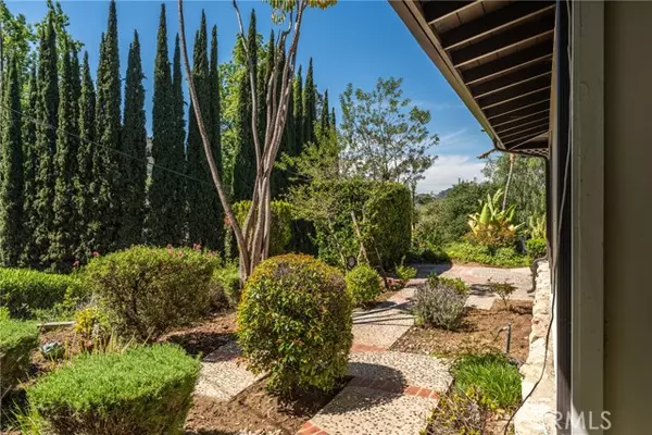 Glendale, CA 91206,3297 Dunsmere RD