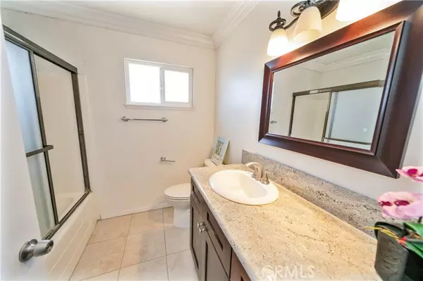 El Monte, CA 91732,4540 Instar Pl.