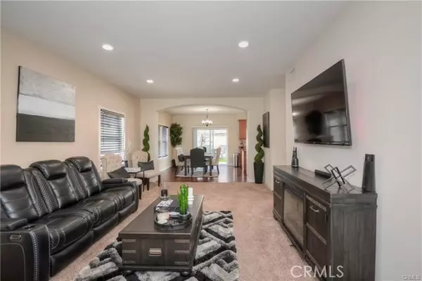 Bellflower, CA 90706,17639 Virginia AVE