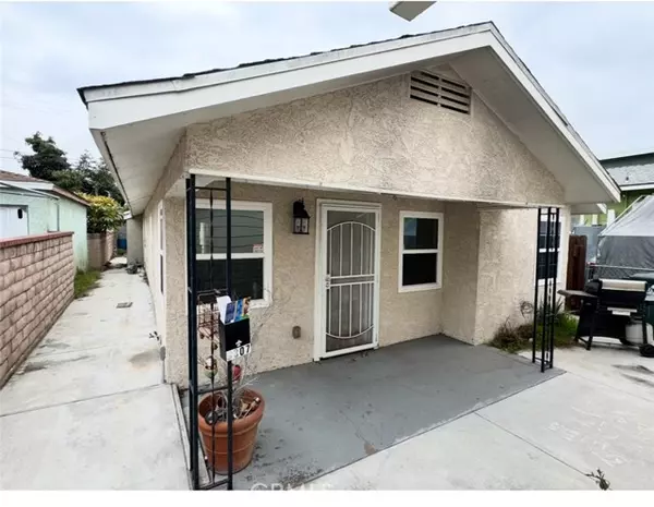 South Gate, CA 90280,9307 San Miguel AVE