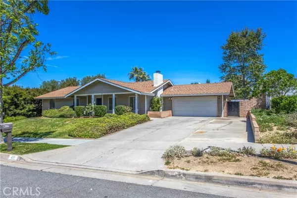 Redlands, CA 92373,417 Lakeside AVE