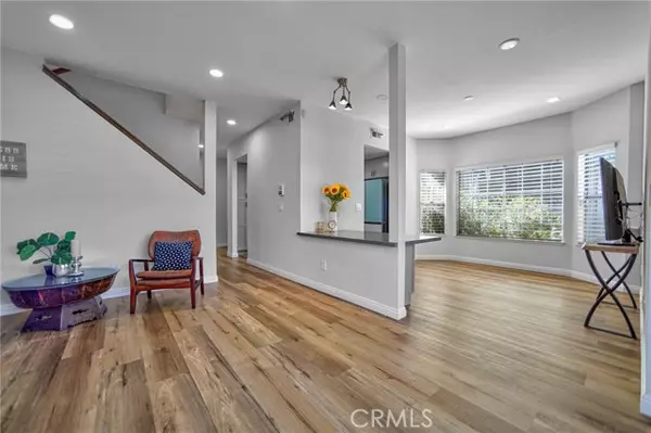 Winnetka, CA 91306,20851 Community ST 10