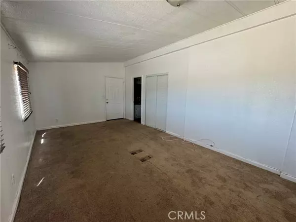 Adelanto, CA 92301,14755 Calendula