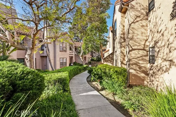 San Clemente, CA 92672,1044 Calle Del Cerro 301