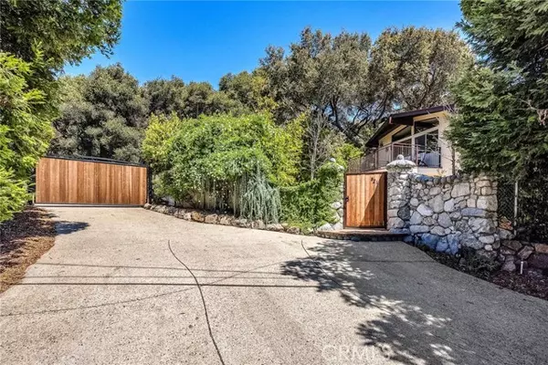 Calabasas, CA 91302,821 Crater Camp DR