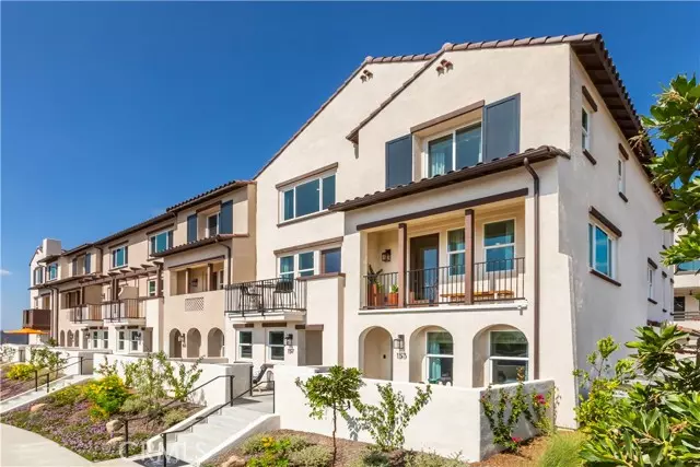 Claremont, CA 91711,107 Evergreen LN