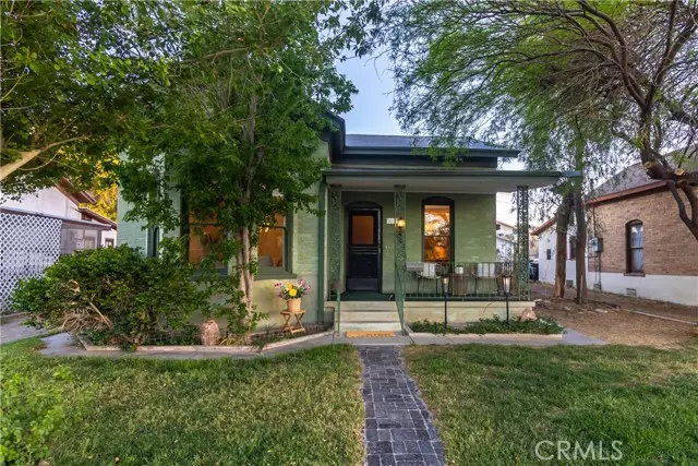 411 Bazoobuth ST, Needles, CA 92363