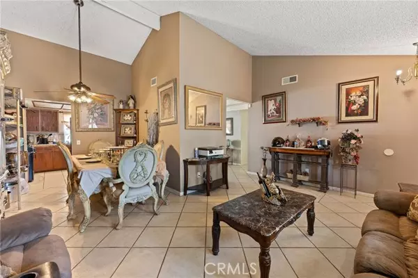 Rialto, CA 92376,860 3rd ST