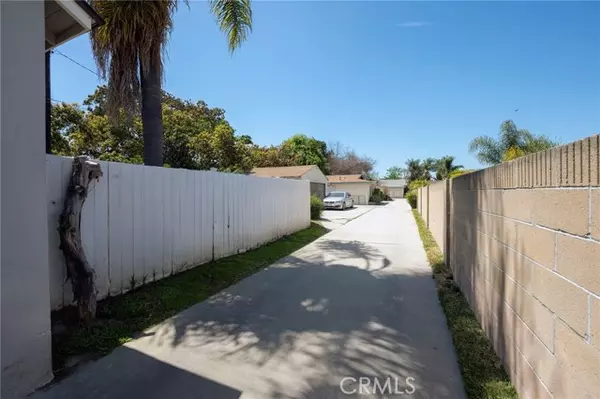 Bellflower, CA 90706,15535 Ryon AVE